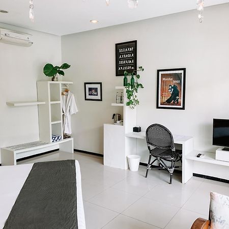 Hotel Casa Artista By Kresna Hospitality à Seminyak Extérieur photo