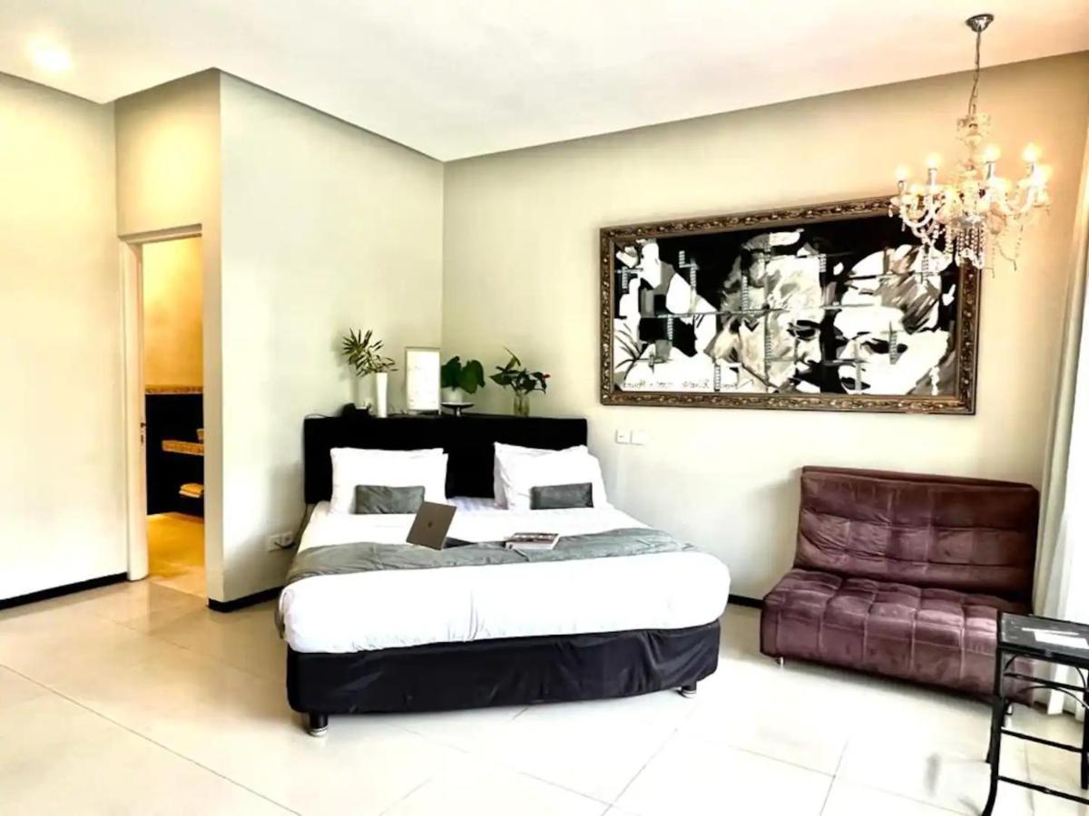 Hotel Casa Artista By Kresna Hospitality à Seminyak Extérieur photo