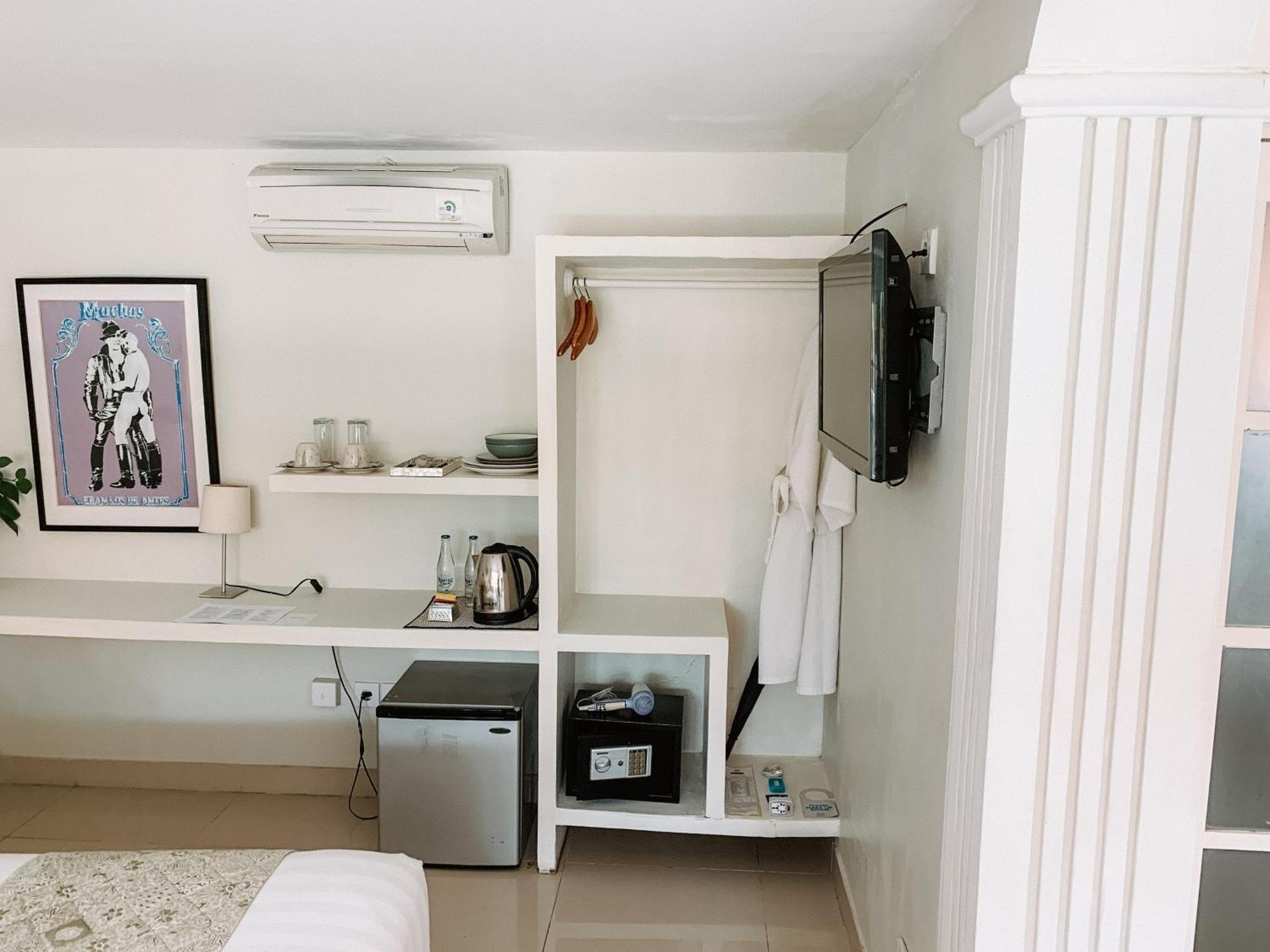 Hotel Casa Artista By Kresna Hospitality à Seminyak Extérieur photo
