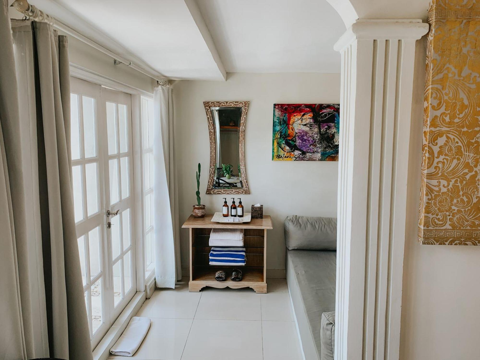 Hotel Casa Artista By Kresna Hospitality à Seminyak Extérieur photo