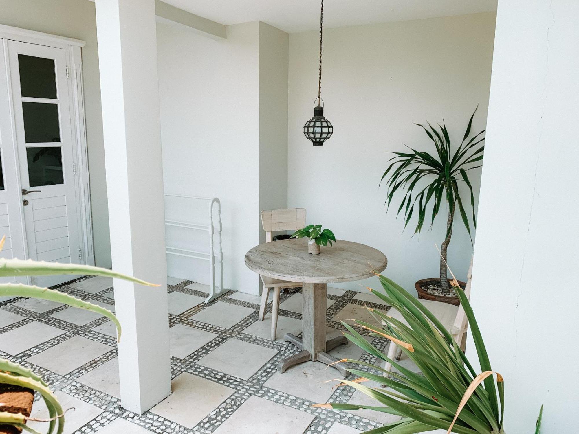 Hotel Casa Artista By Kresna Hospitality à Seminyak Extérieur photo
