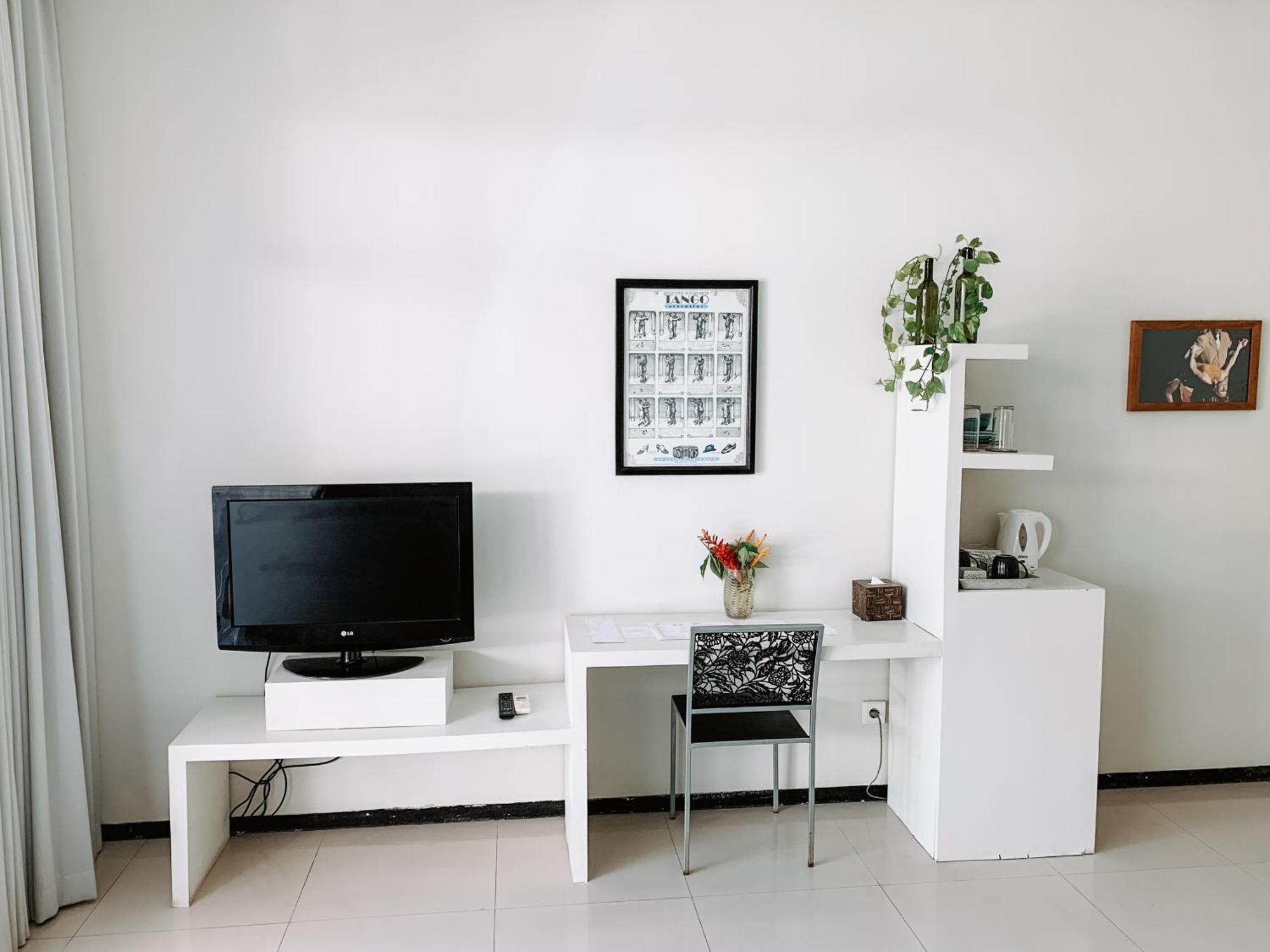 Hotel Casa Artista By Kresna Hospitality à Seminyak Extérieur photo