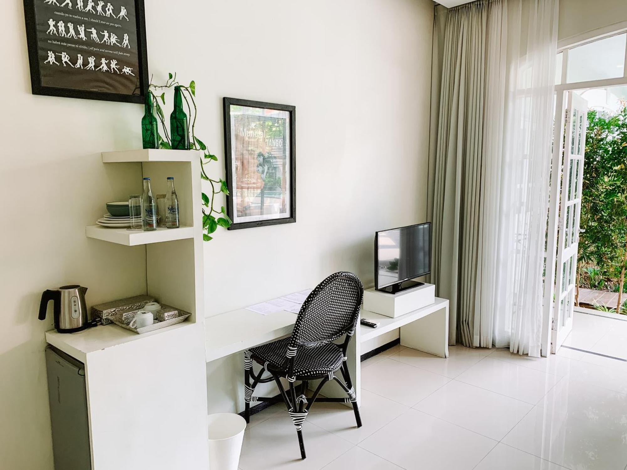 Hotel Casa Artista By Kresna Hospitality à Seminyak Extérieur photo