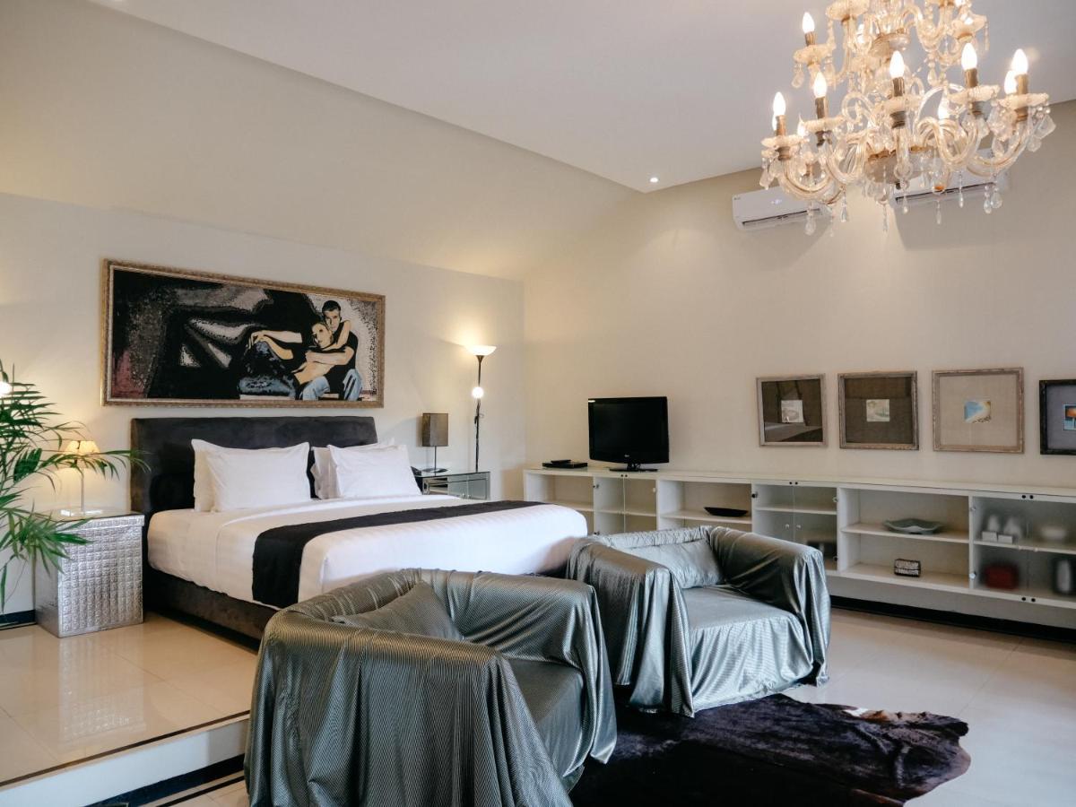 Hotel Casa Artista By Kresna Hospitality à Seminyak Extérieur photo